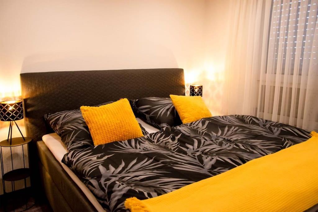 Schoene 2-zimmerwhg 2-4 Personen, Gut Angebunden Apartment