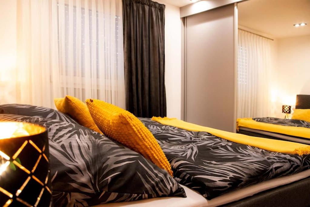 Schoene 2-zimmerwhg 2-4 Personen, Gut Angebunden Apartment Baden-Baden